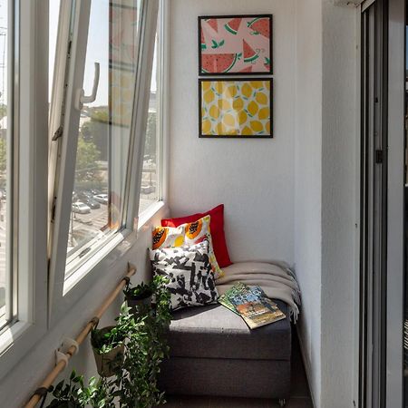 Modern 1Br Apt In The Old Town: The Perfect Choice Bukarest Exteriör bild