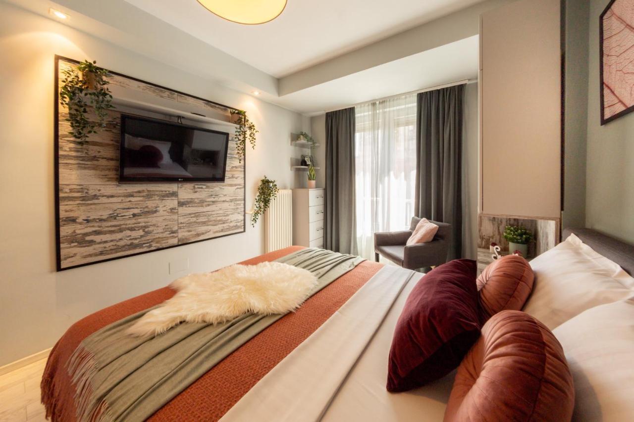 Modern 1Br Apt In The Old Town: The Perfect Choice Bukarest Exteriör bild