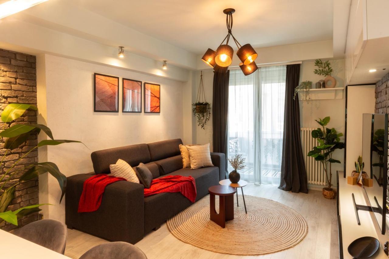 Modern 1Br Apt In The Old Town: The Perfect Choice Bukarest Exteriör bild