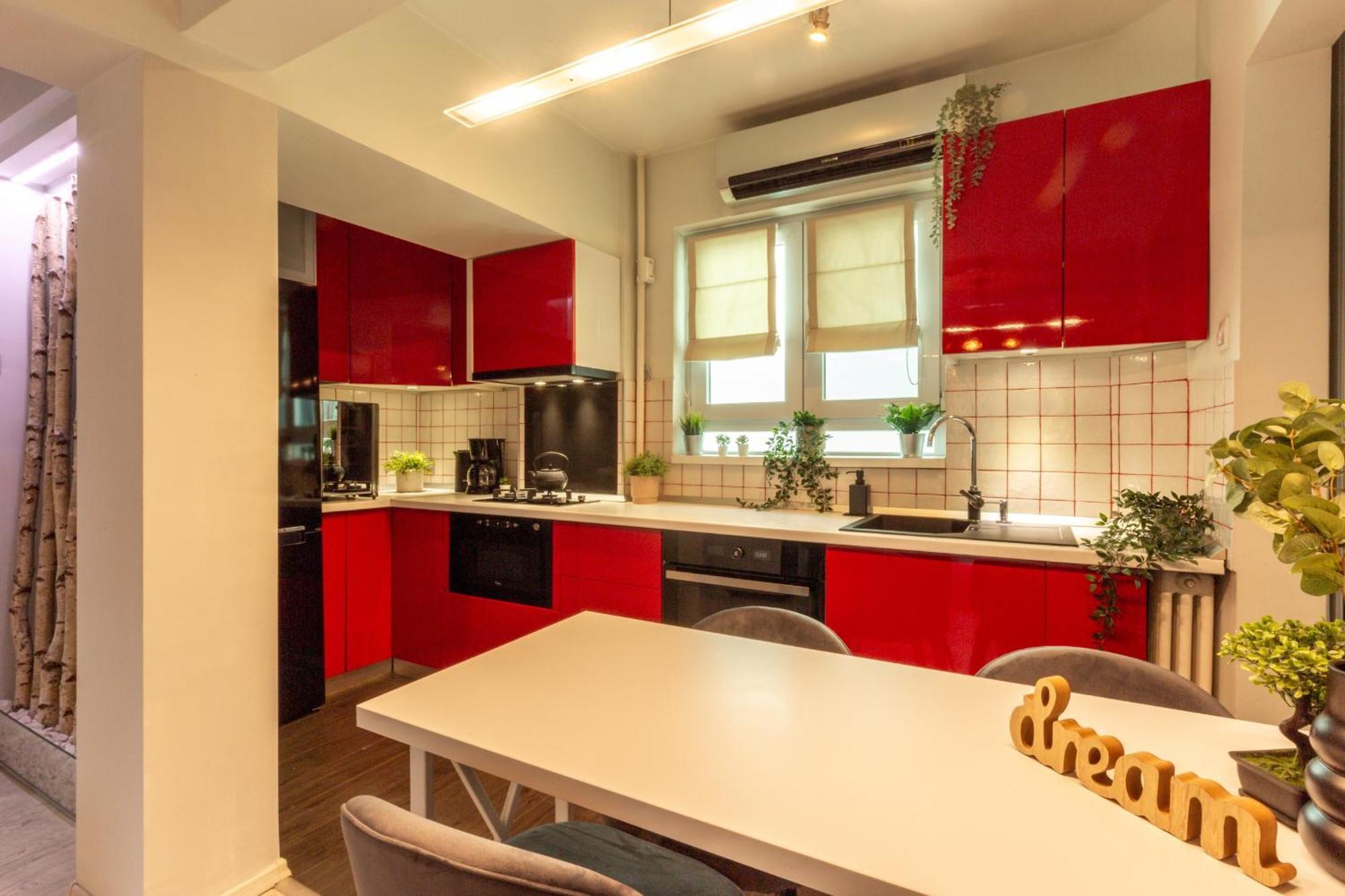 Modern 1Br Apt In The Old Town: The Perfect Choice Bukarest Exteriör bild